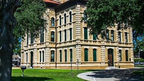 曼徹<em>斯特</em><em>大學(xué)</em>與<em>切<em>斯特</em></em><em>大學(xué)</em>哪個(gè)好