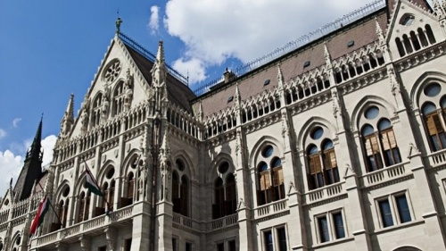 2024年美國大學(xué)留學(xué)費(fèi)用一年大概多少人民幣具體明細(xì)今日公布