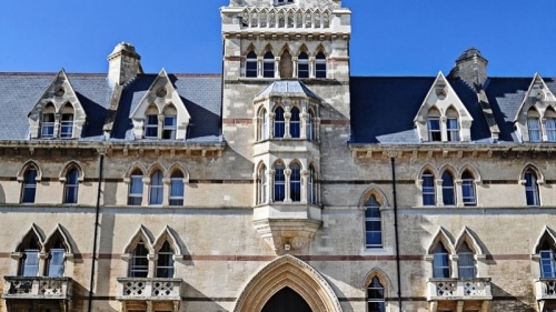 加拿大稅務課程怎么選？留學生必看！