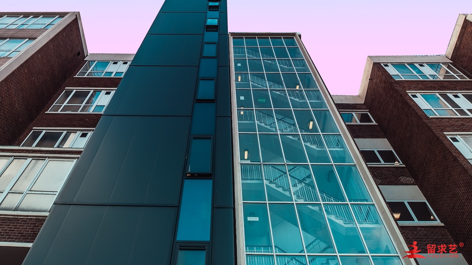 歐洲留學(xué)指南！歐洲排名前十的英語水平國家！